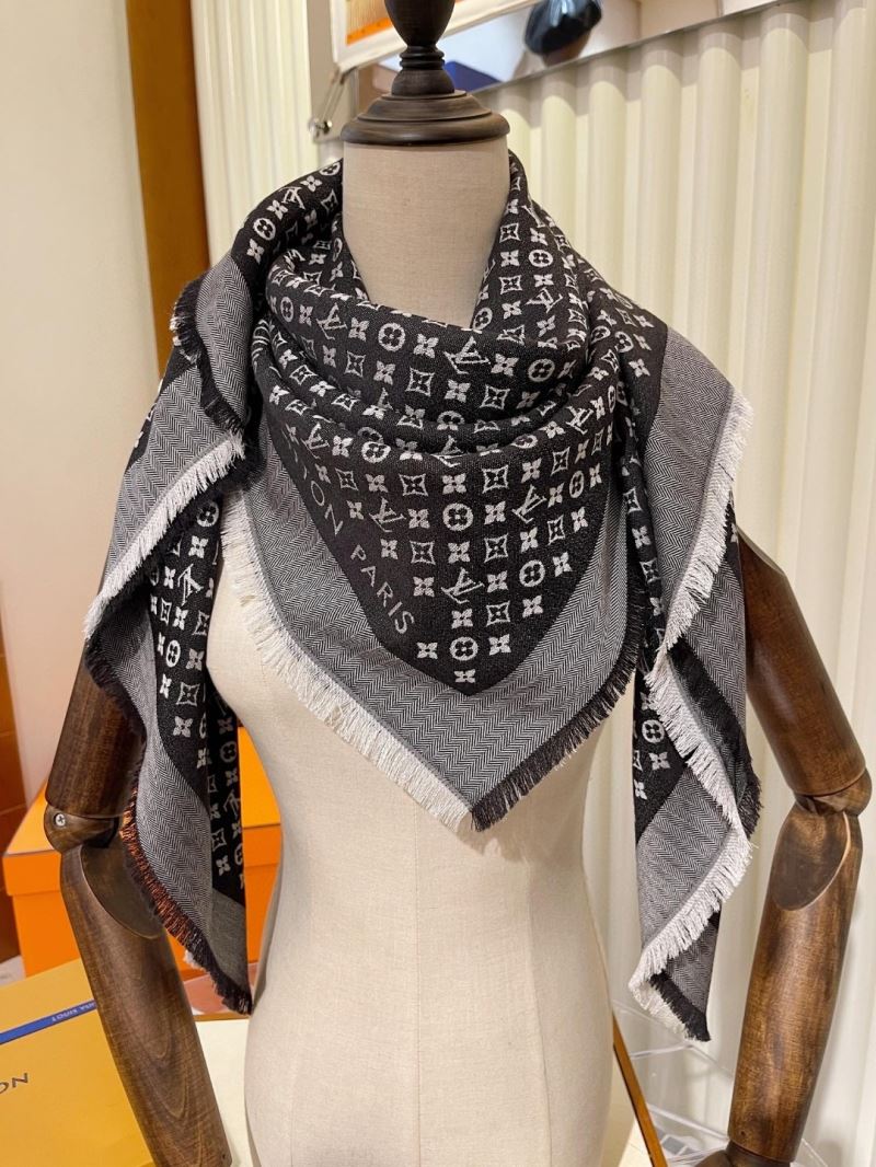 Louis Vuitton Scarf